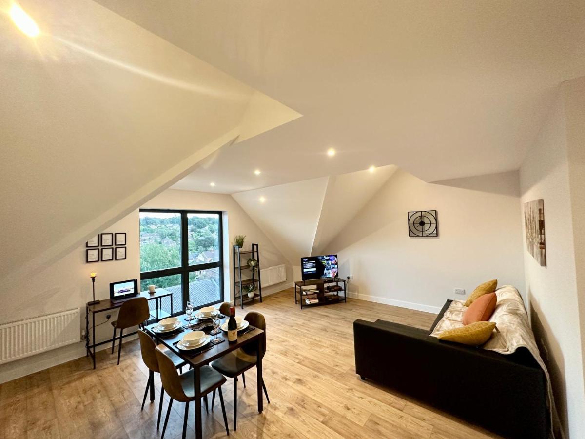 Chic And Airy Royal Tunbridge Wells